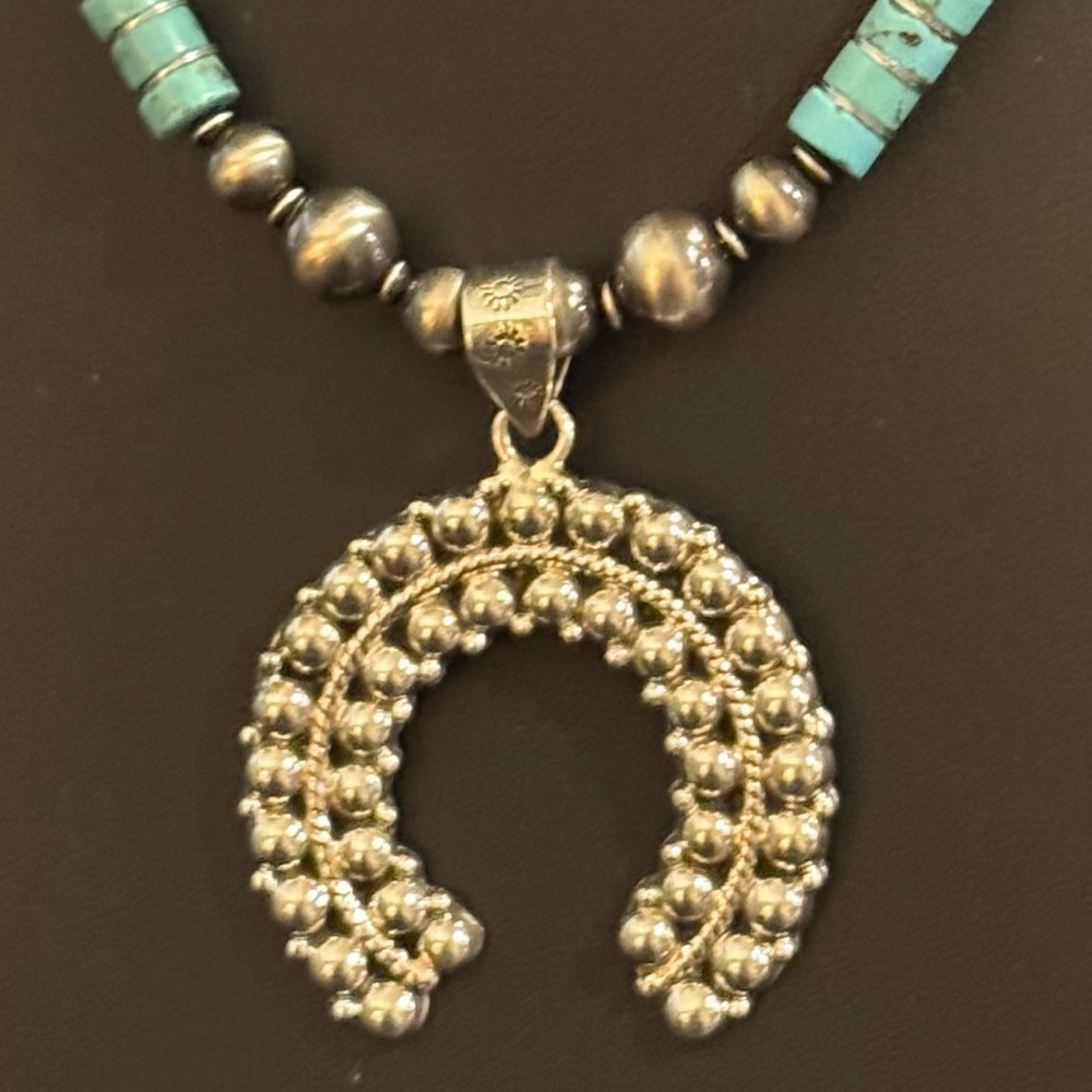 Sterling Silver Navajo Pearls Turquoise Naja Squash Blossom Pendant Necklace - Picture 3 of 5